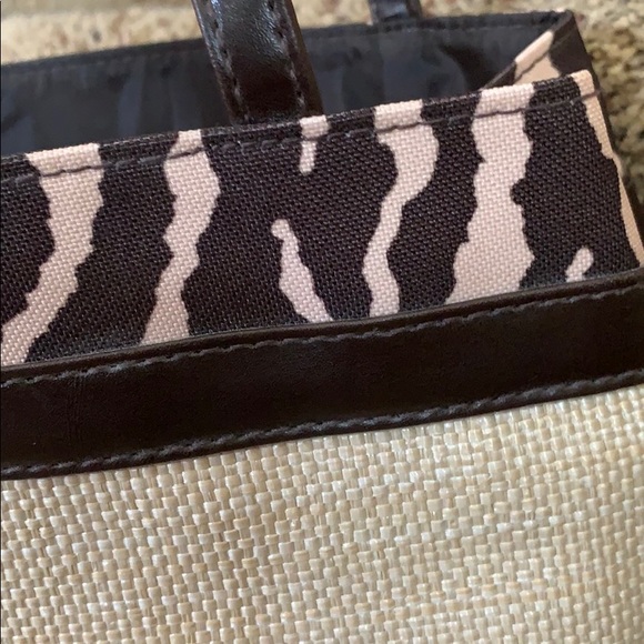 🆕 Estée Lauder makeup bag and mini bag to match - Picture 2 of 9